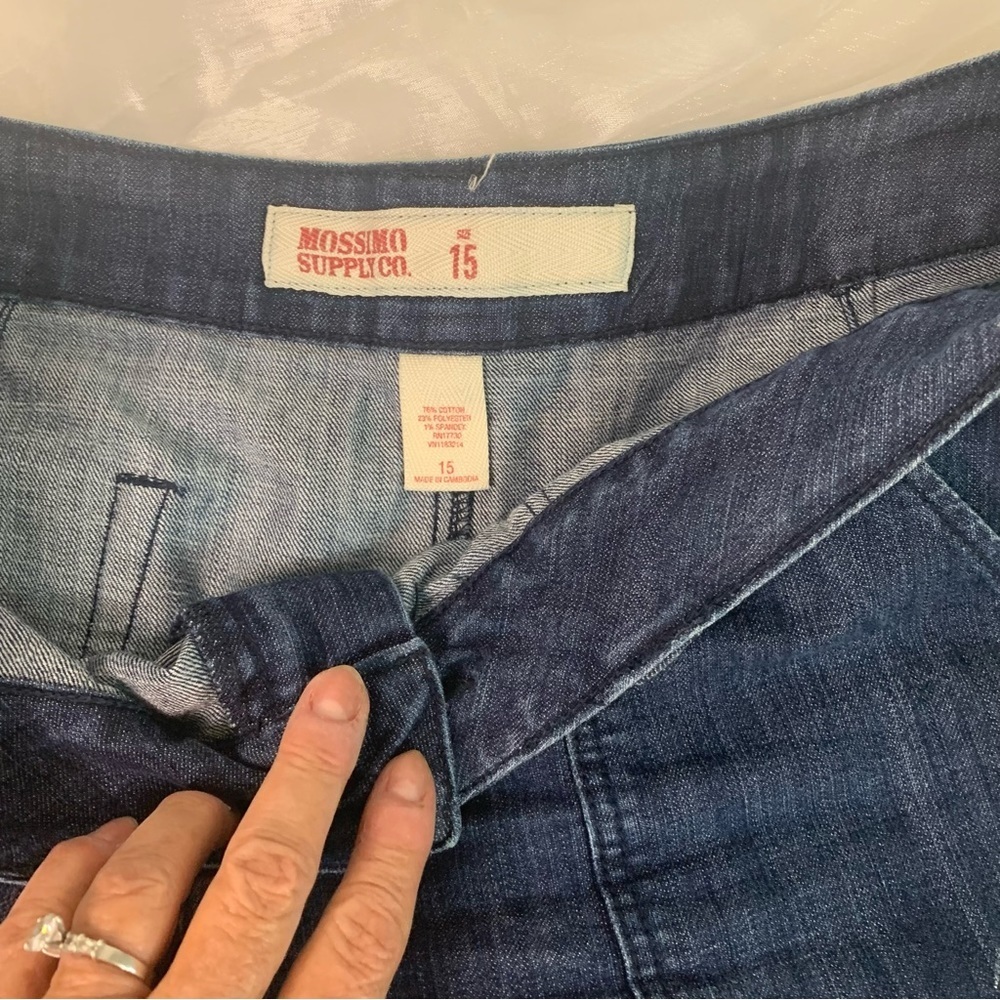 Mossimo Supply Co. Women’s Jean Shorts! - Picture 3 of 4